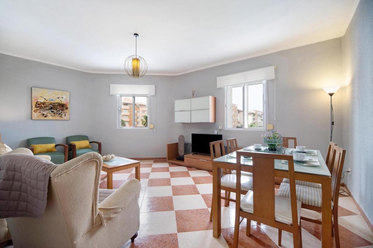 Grand Beachside Apartment - קדיז מראה חיצוני תמונה