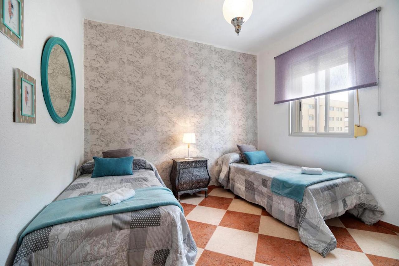 Grand Beachside Apartment - קדיז מראה חיצוני תמונה
