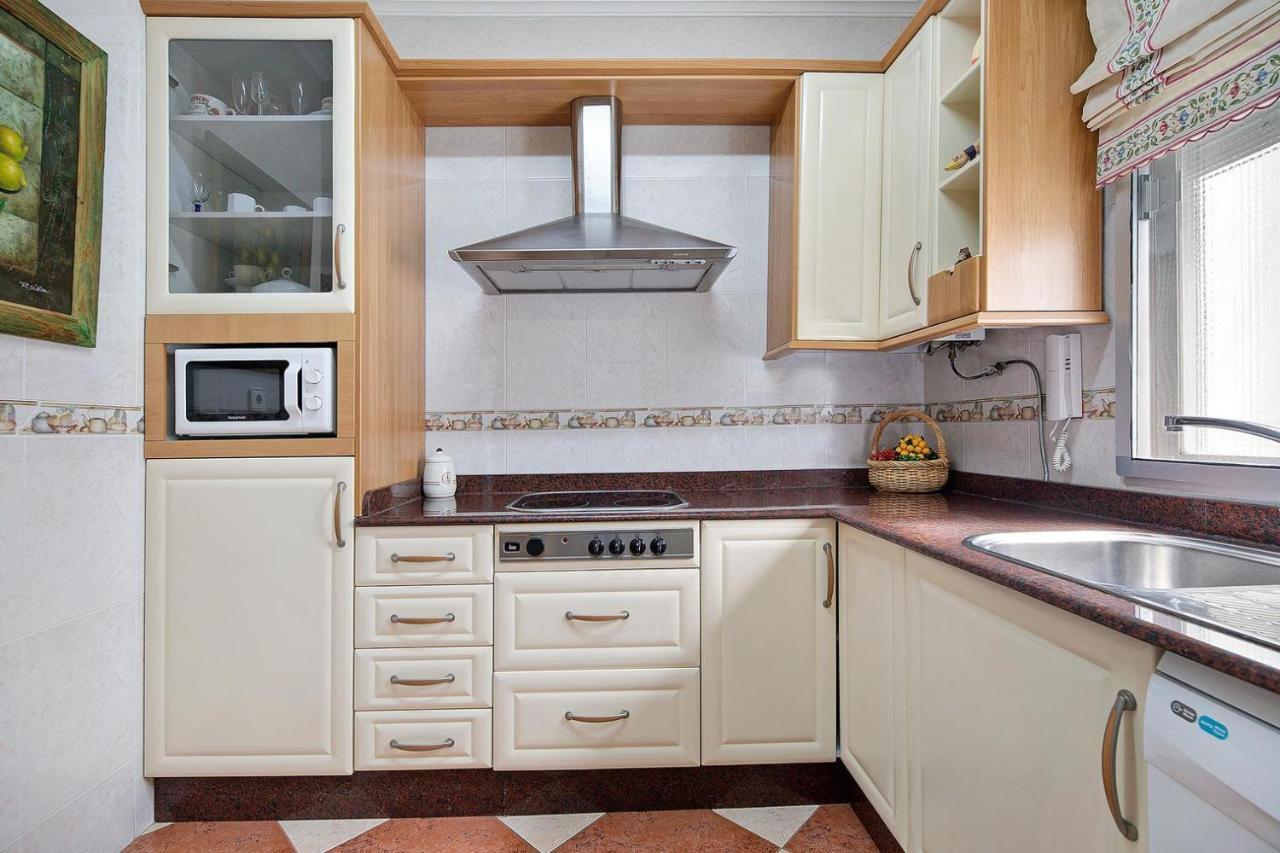Grand Beachside Apartment - קדיז מראה חיצוני תמונה